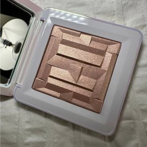 haus labs by lady gaga powder highlighter
